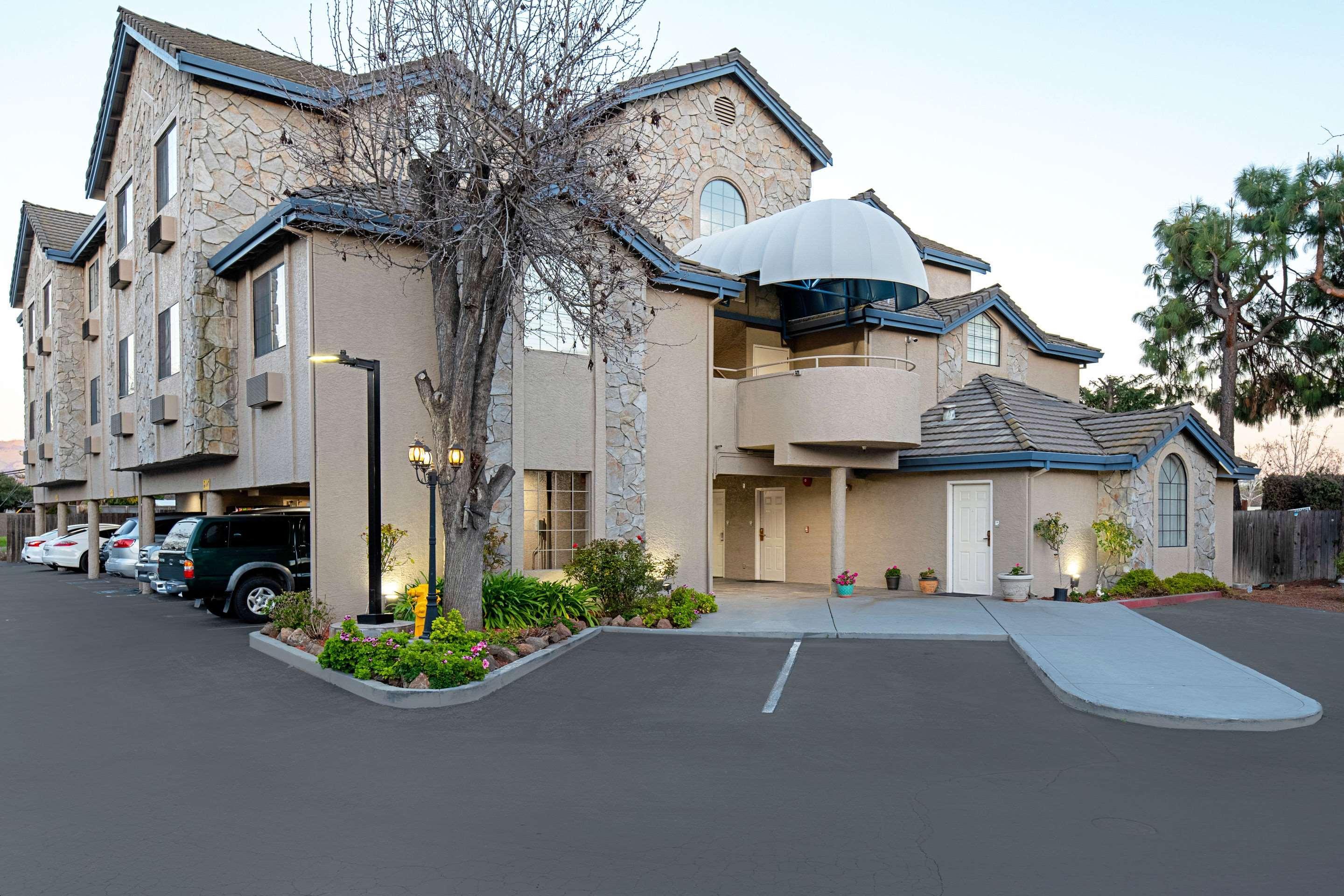 סן חוזה Clarion Inn Silicon Valley מראה חיצוני תמונה